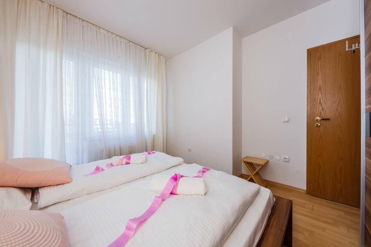 Apartman Lucija Каштела Экстерьер фото