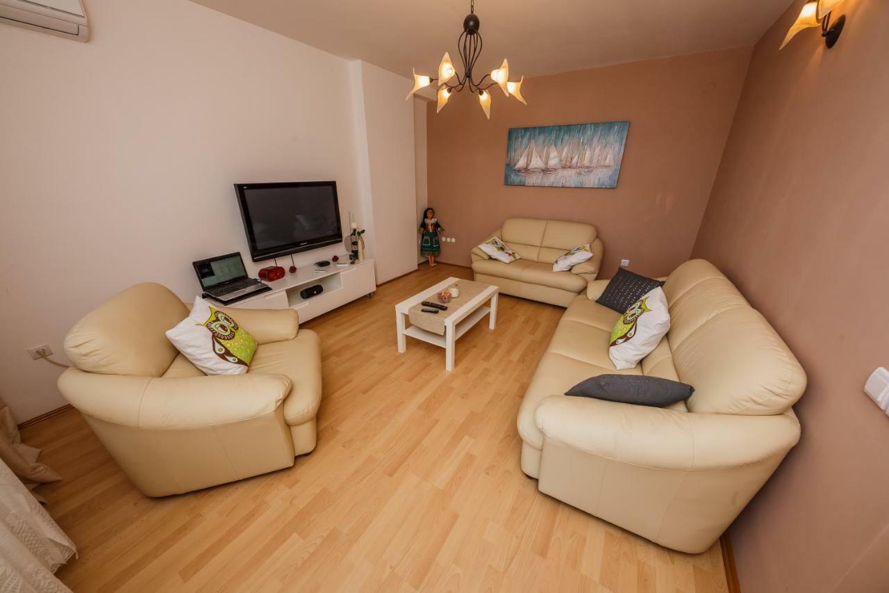 Apartman Lucija Каштела Экстерьер фото