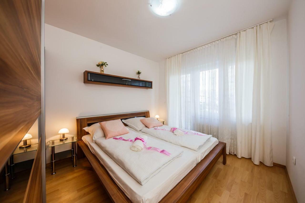 Apartman Lucija Каштела Экстерьер фото